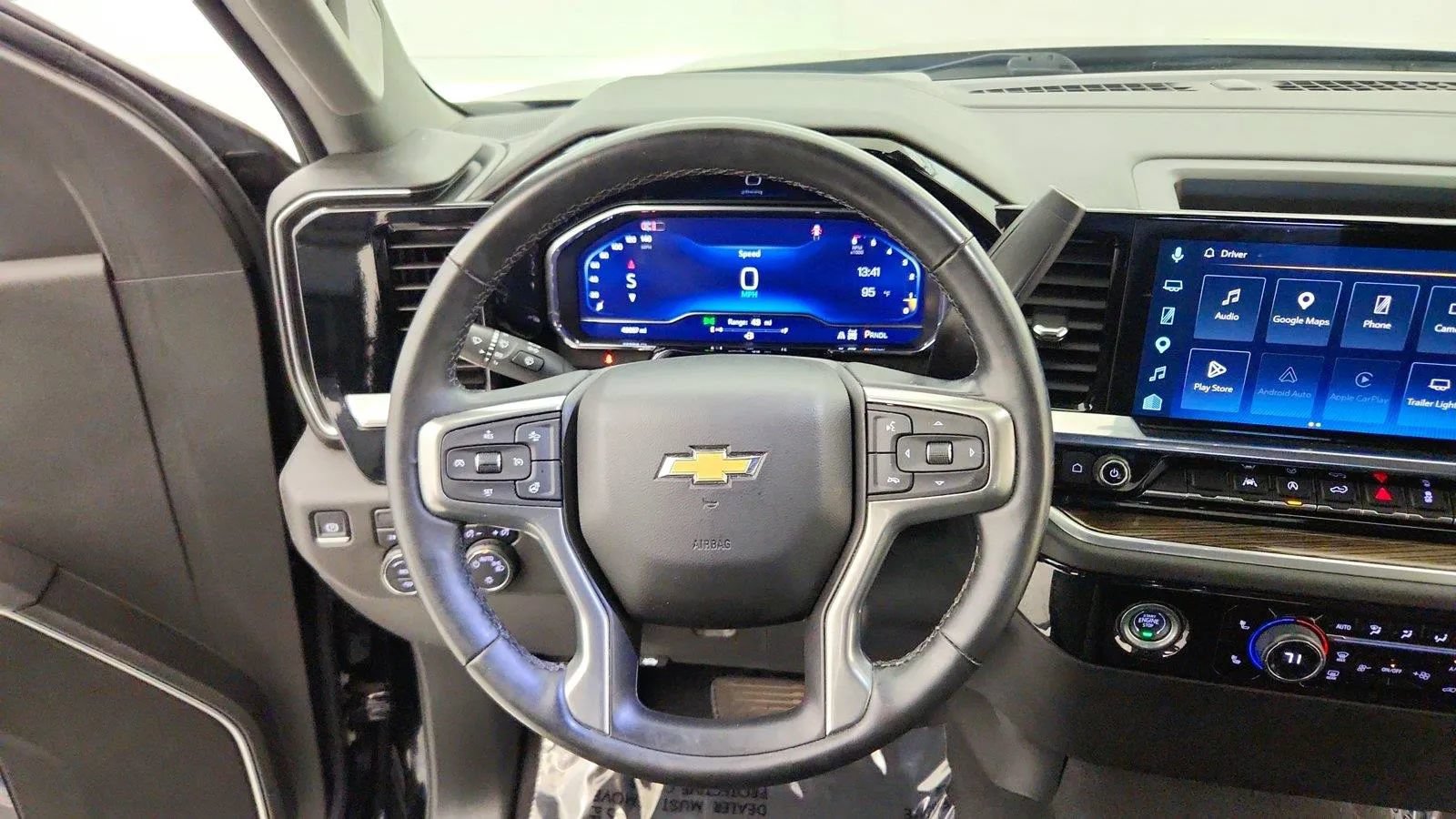 Used 2024 Chevrolet Silverado 1500 LT AWD/4WD image 26