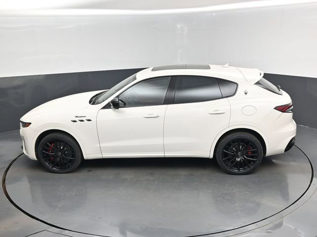Used 2022 Maserati Levante Modena image 14