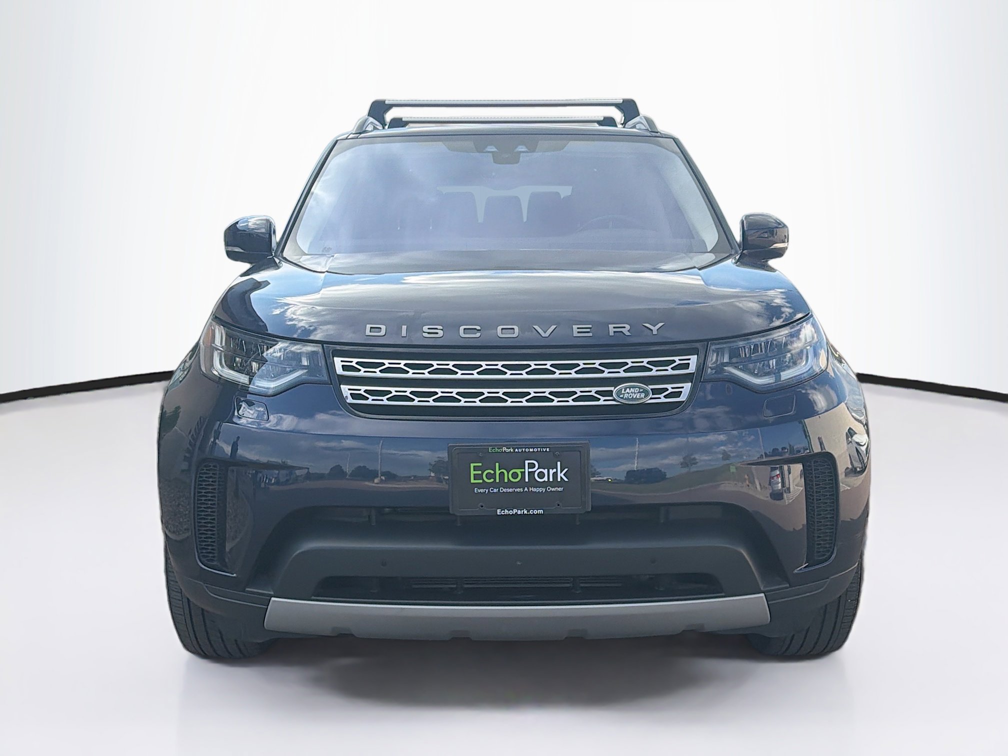 Used 2018 Land Rover Discovery HSE AWD/4WD image 2