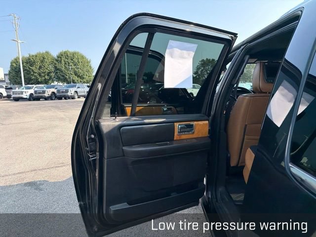 Used 2011 Lincoln Navigator L 2WD w/ 101A Rapid Spec Order Code image 25