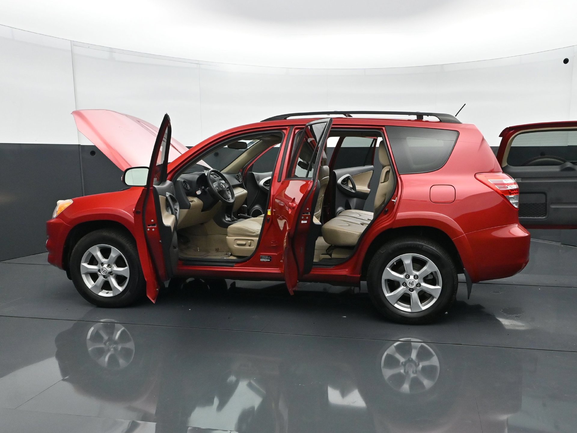 Used 2012 Toyota RAV4 Limited w/ Premium Plus Value Pkg AWD/4WD image 30