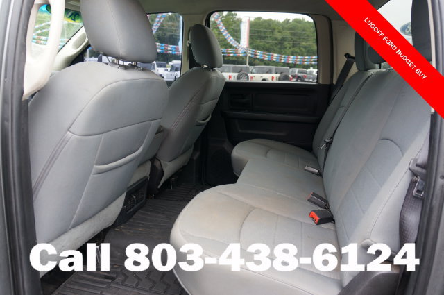 Used 2013 RAM 2500 Tradesman w/ Chrome Appearance Group AWD/4WD image 11