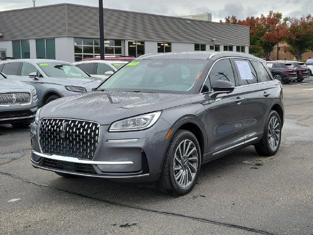 Used 2023 Lincoln Corsair Reserve w/ Equipment Group 201A AWD/4WD image 2