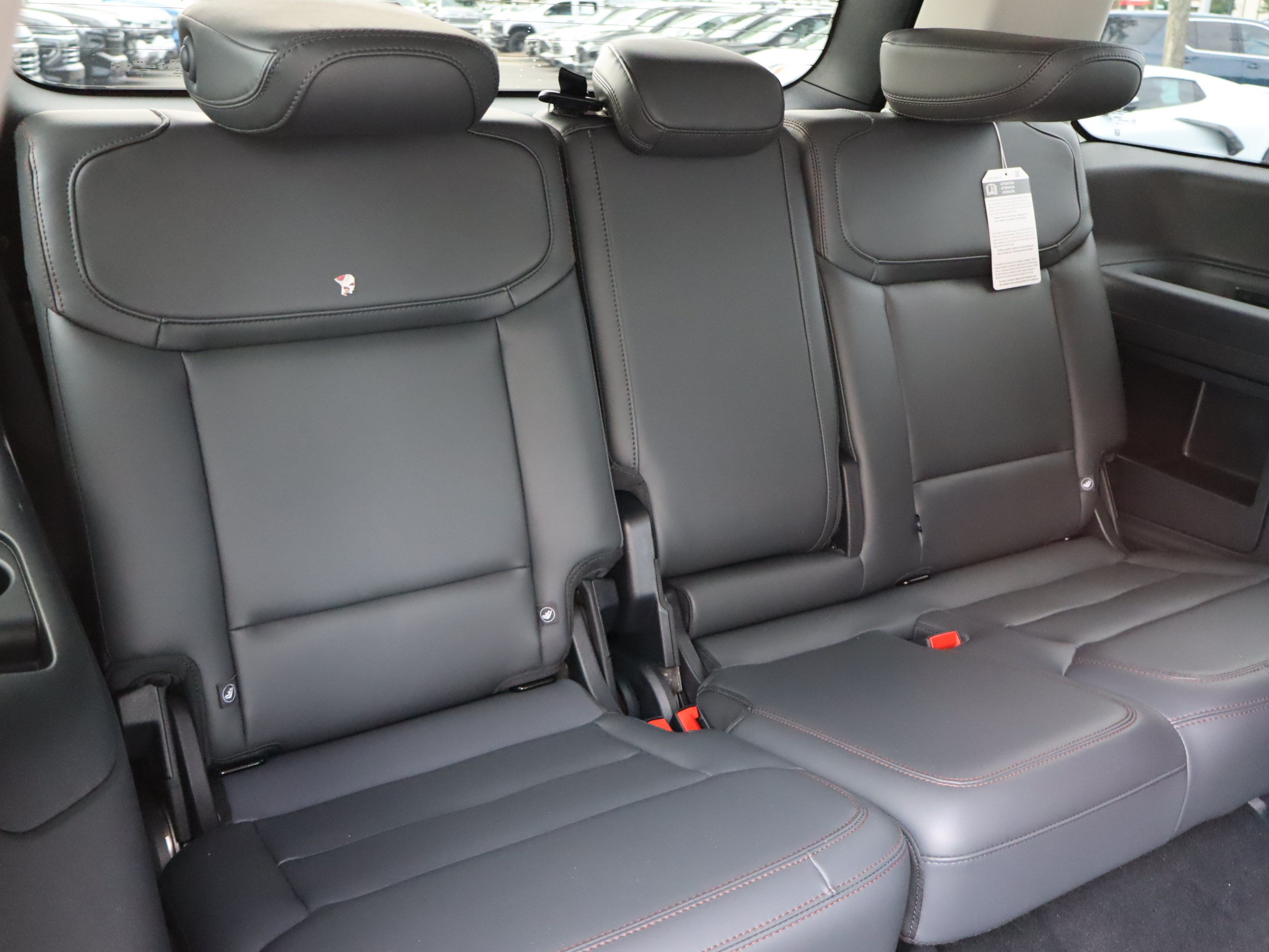 Used 2025 Ford Expedition Active RWD image 39