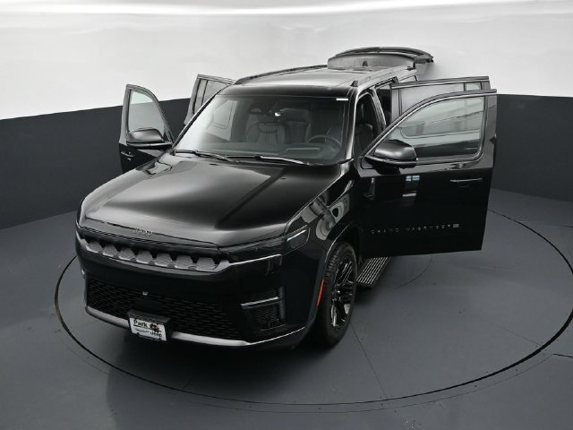New 2026 Jeep Grand Wagoneer L Limited AWD/4WD image 25
