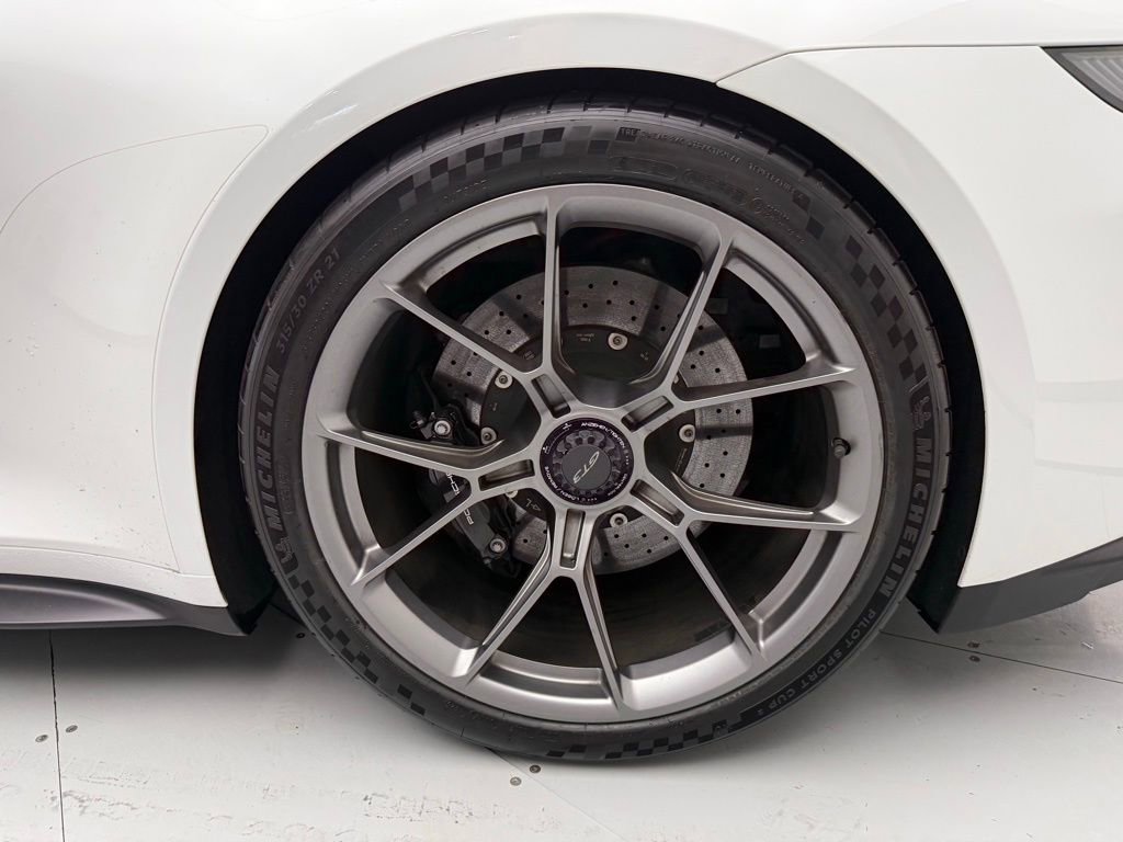 Used 2024 Porsche 911 GT3 image 41