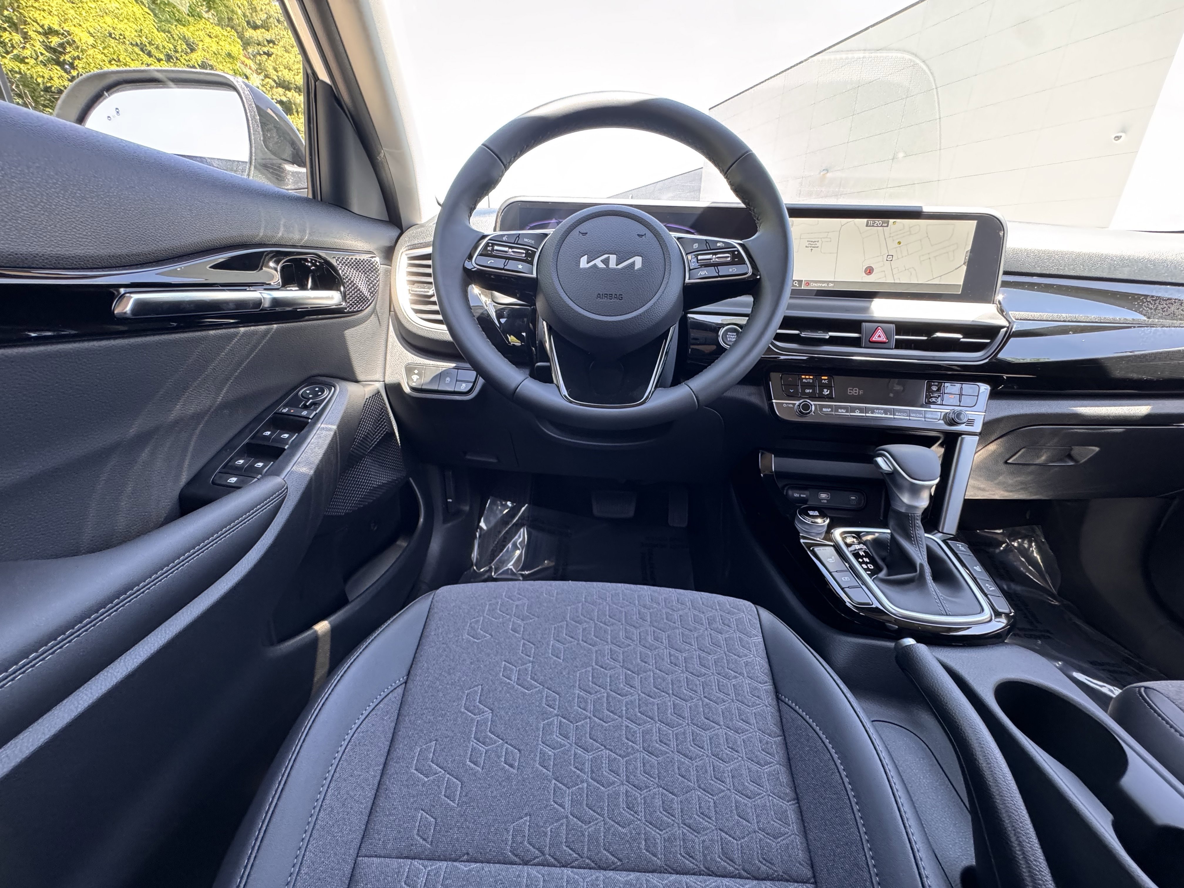 New 2026 Kia Seltos S AWD/4WD image 9