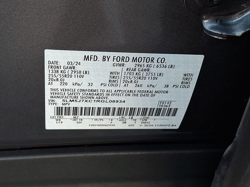 Used 2024 Lincoln Aviator Reserve w/ Equipment Group 201A AWD/4WD image 29
