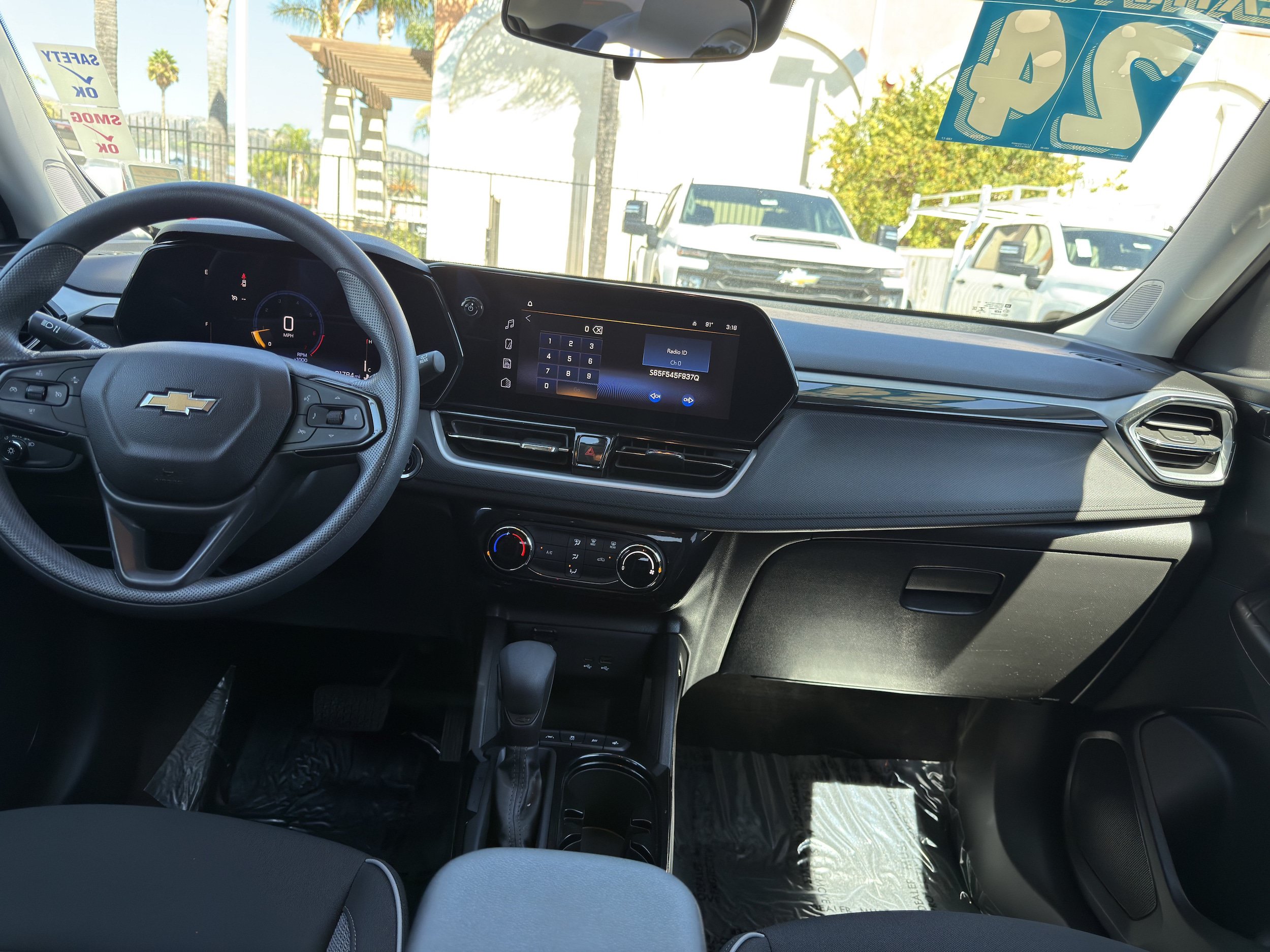 Used 2024 Chevrolet TrailBlazer LT FWD image 23