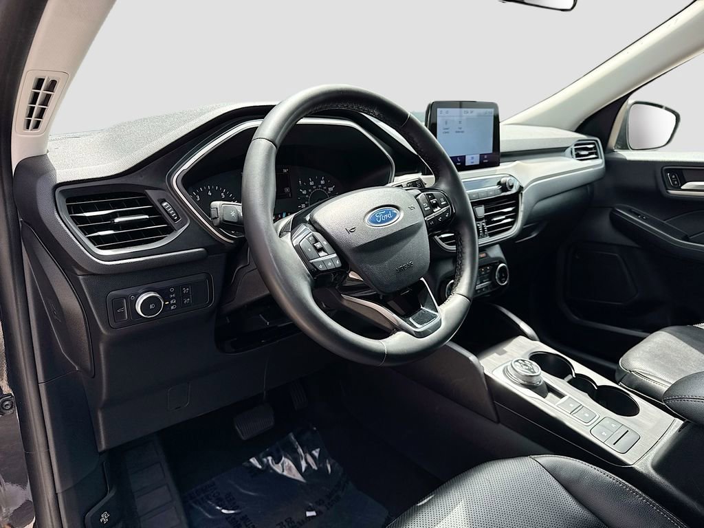 Used 2022 Ford Escape SEL FWD image 6