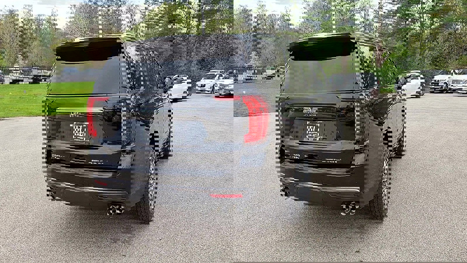 Used 2024 GMC Yukon Denali Ultimate image 8