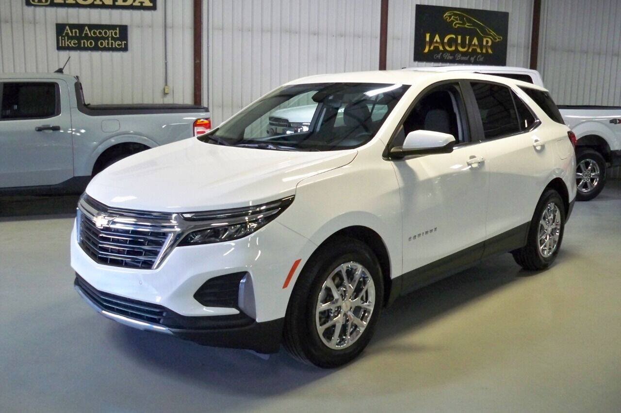 Used 2023 Chevrolet Equinox LT