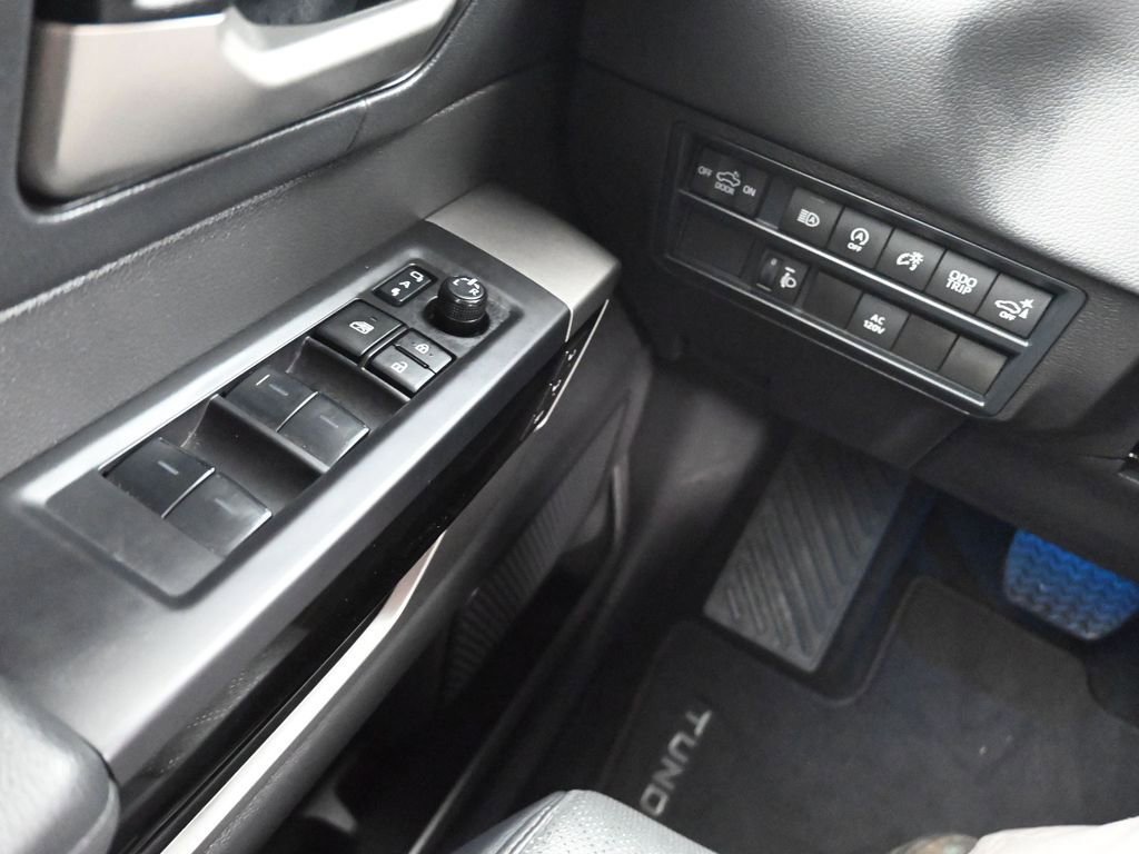 Used 2024 Toyota Tundra Limited image 10