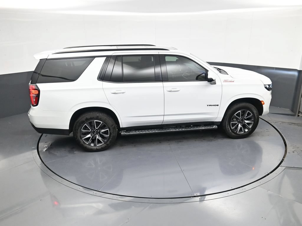 Used 2022 Chevrolet Tahoe Z71 w/ Luxury Package AWD/4WD image 35