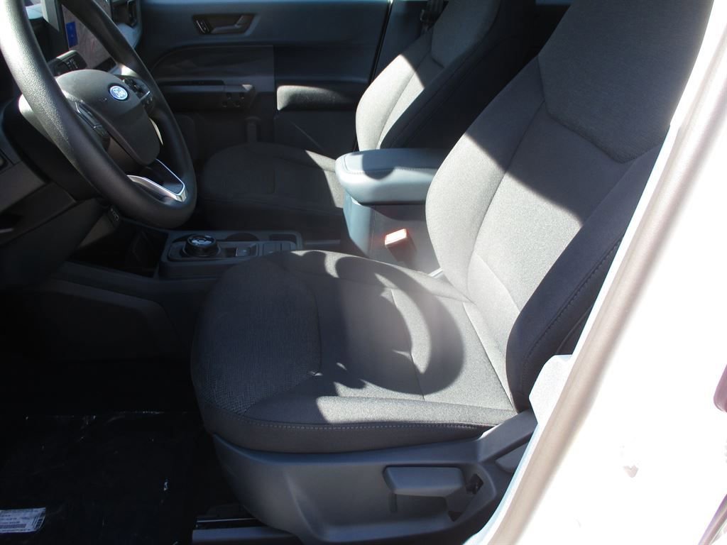 New 2025 Ford Maverick XL image 8