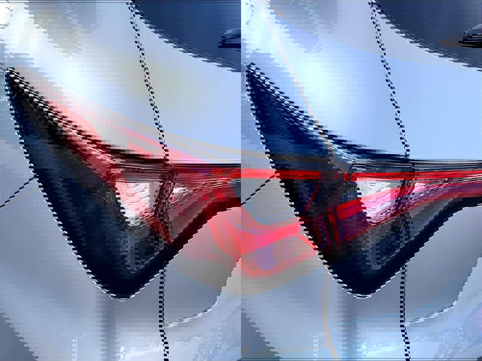 Used 2023 Acura MDX SH-AWD w/ Technology Package image 30