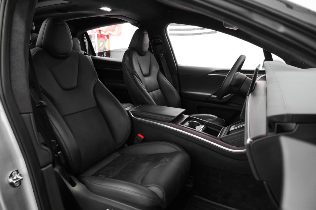 Used 2024 Tesla Model X AWD/4WD image 34