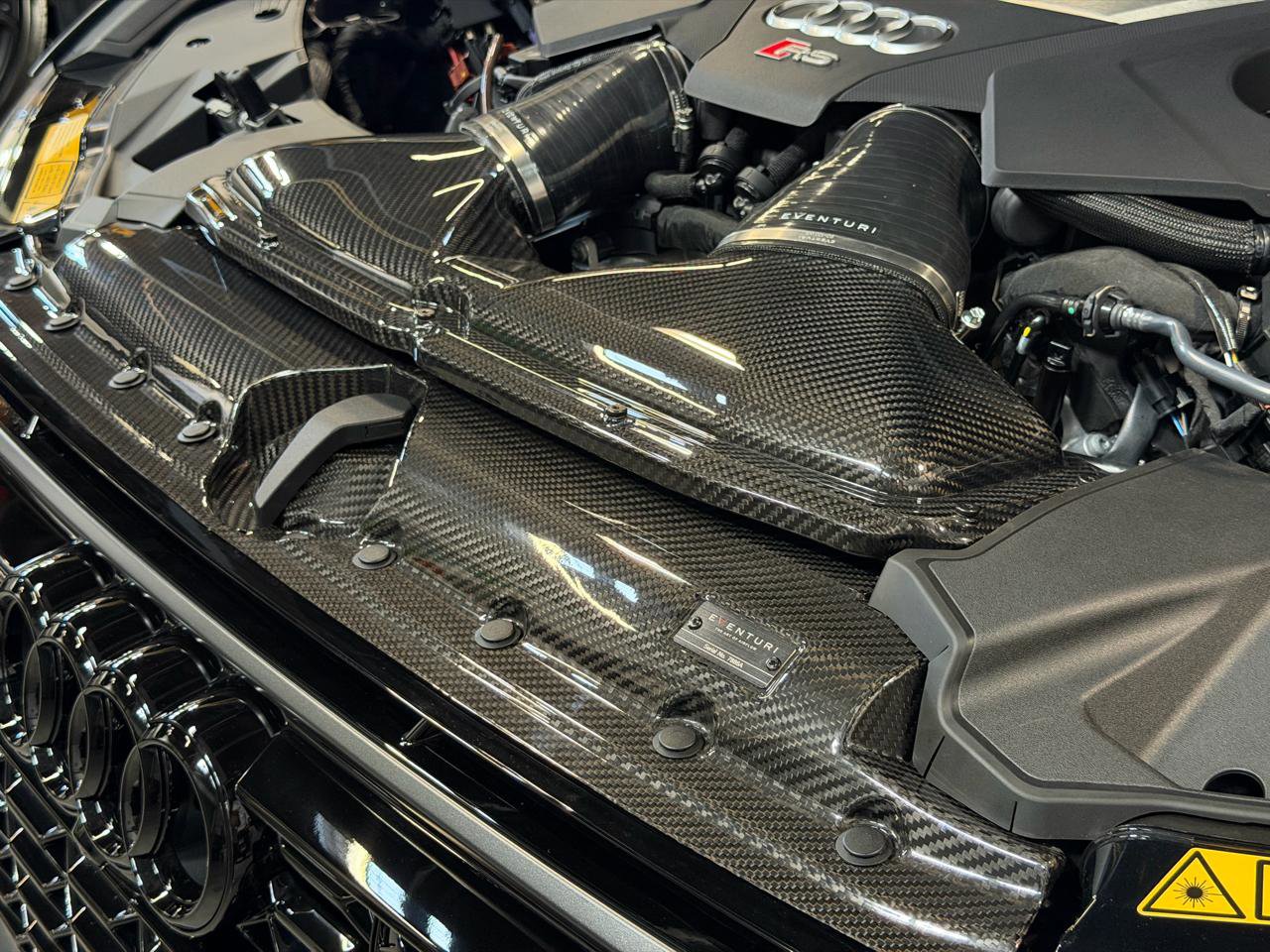 Used 2023 Audi RS 6 w/ Carbon Optic Package image 25