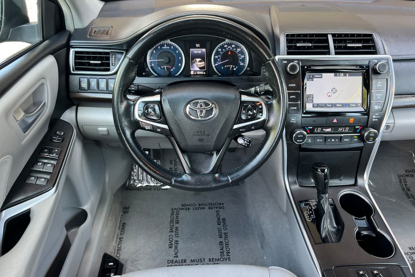 Used 2015 Toyota Camry XLE w/ Advanced Technology Package FWD image 15