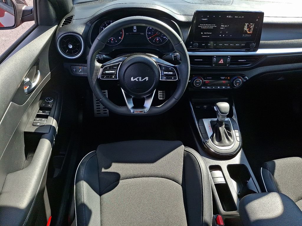 Certified 2023 Kia Forte GT-Line w/ GT-Line Technology Package FWD image 12