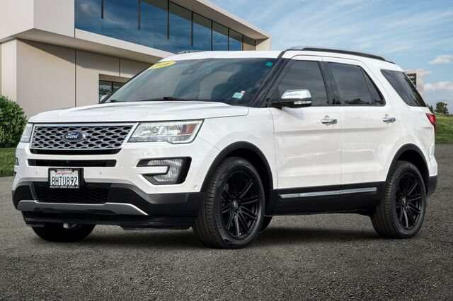 Used 2016 Ford Explorer Platinum AWD/4WD image 8