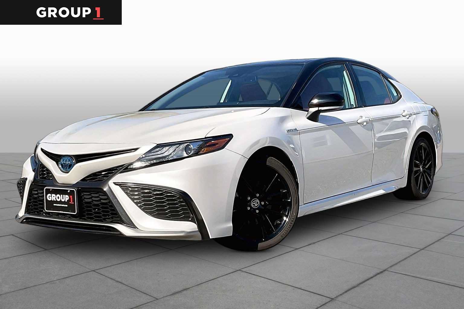 Used 2021 Toyota Camry XSE w/ Cold Weather Package