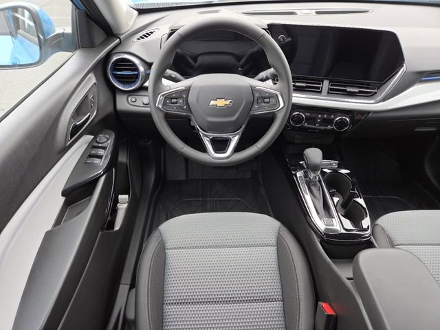 New 2026 Chevrolet Trax LT w/ Driver Confidence Package image 28