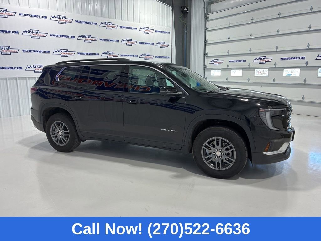 Used 2025 GMC Acadia Elevation image 7