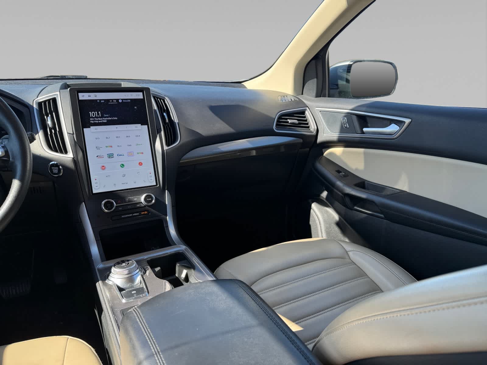 Used 2024 Ford Edge SEL AWD/4WD image 21