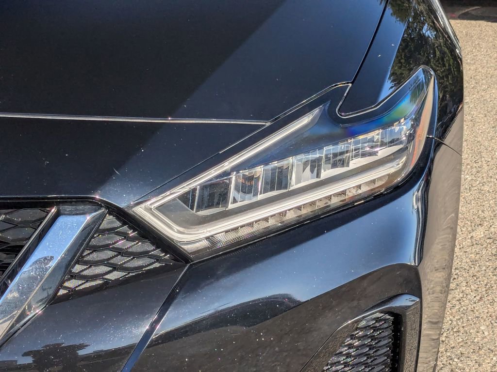 Used 2023 Nissan Maxima SV w/ Floor Mat Group image 10