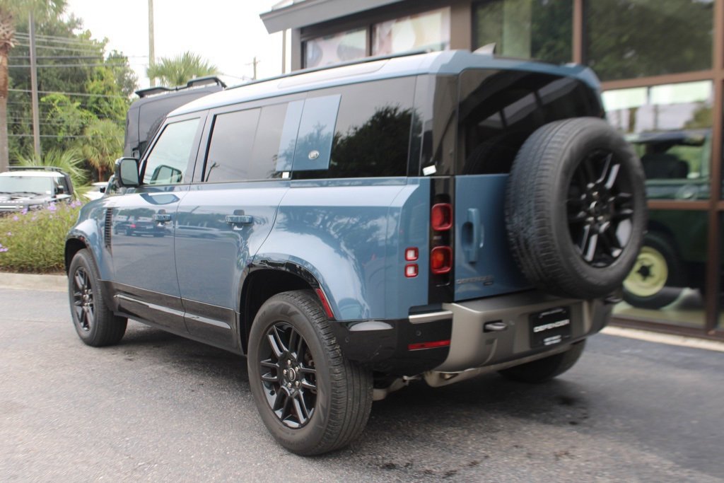 Used 2022 Land Rover Defender 110 X-Dynamic SE image 8