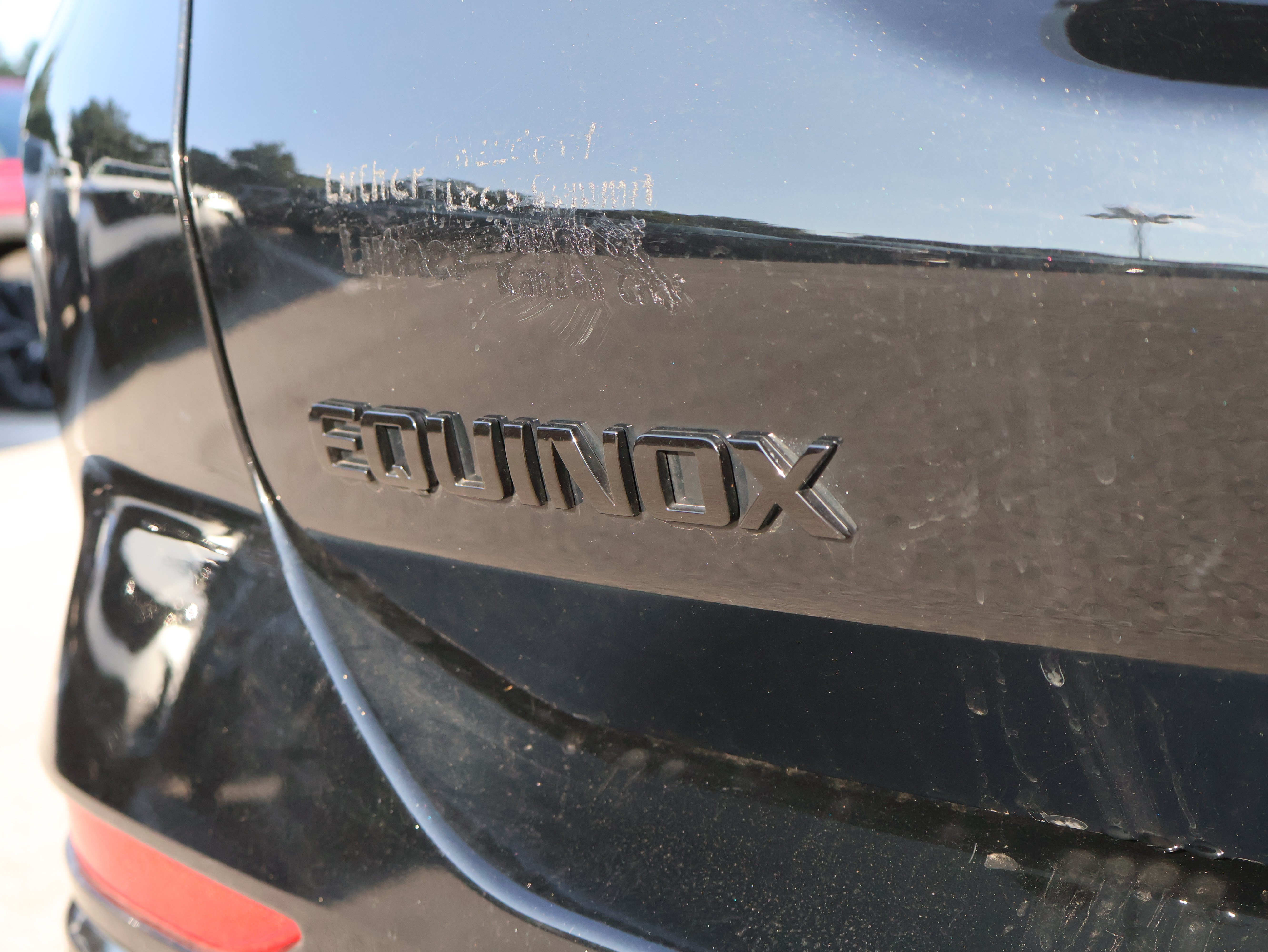 Used 2023 Chevrolet Equinox RS w/ LPO, Floor Liner Package AWD/4WD image 15