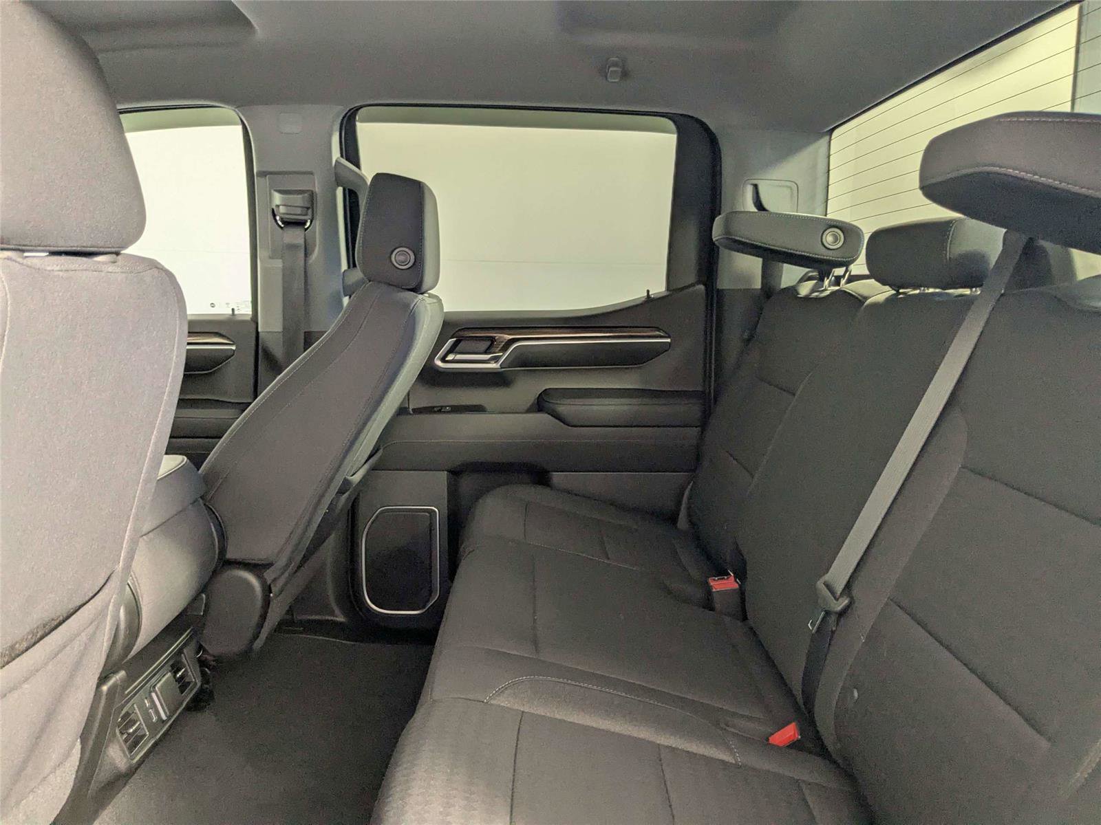 Used 2022 Chevrolet Silverado 1500 RST AWD/4WD image 33