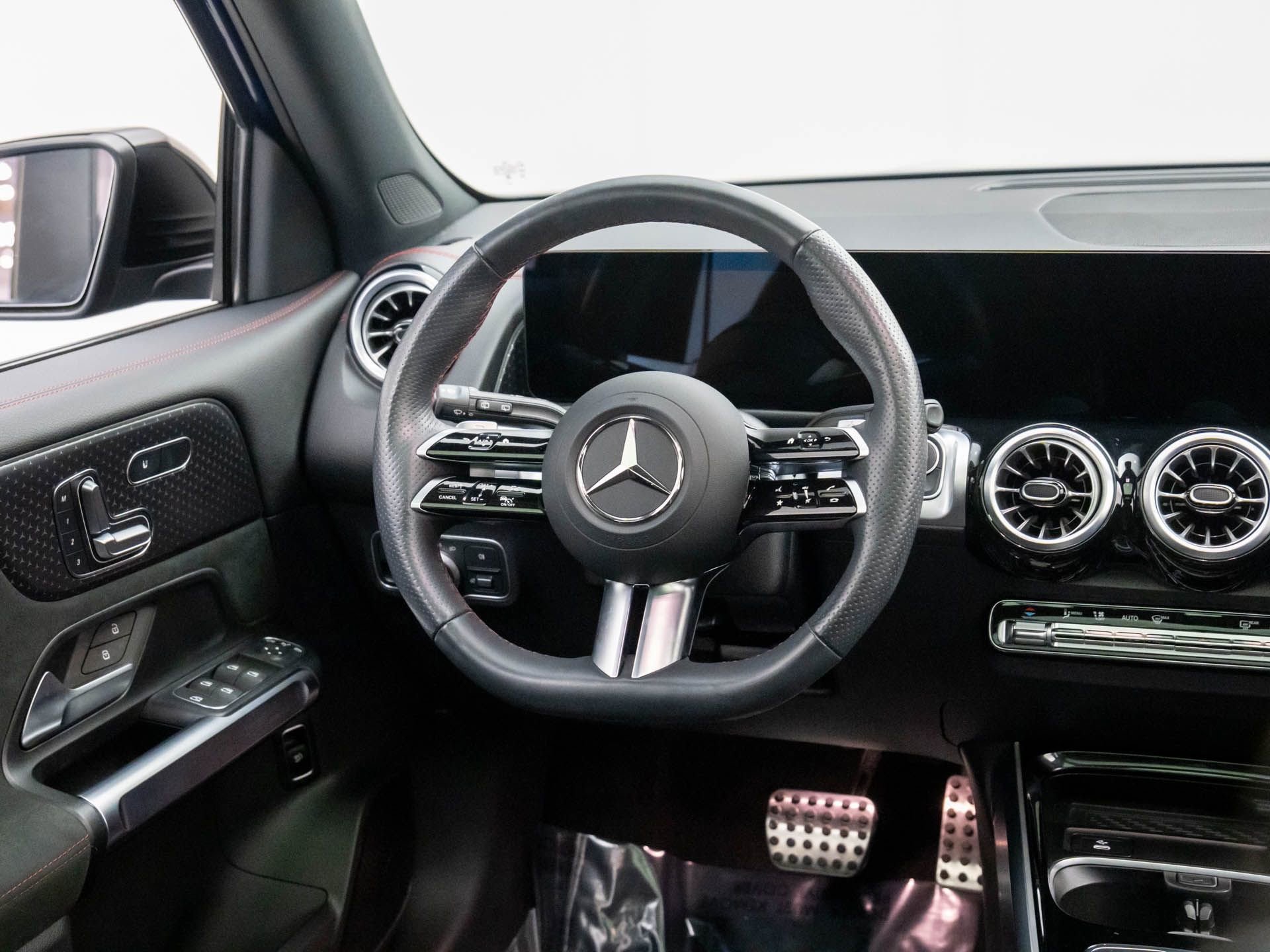 Certified 2024 Mercedes-Benz EQB 250+ image 11