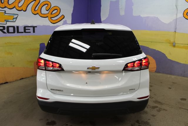 Used 2023 Chevrolet Equinox LS w/ LS Convenience Package AWD/4WD image 7