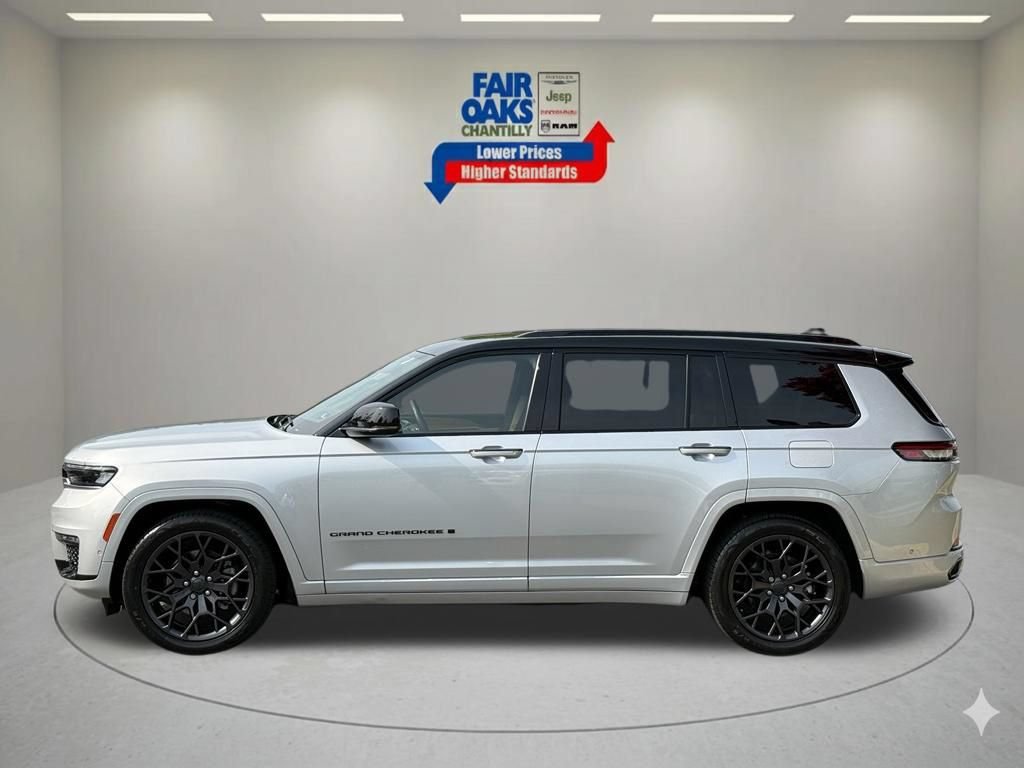 Certified 2023 Jeep Grand Cherokee L Summit AWD/4WD image 12