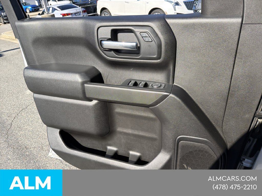 Used 2022 Chevrolet Silverado 1500 Custom RWD image 17