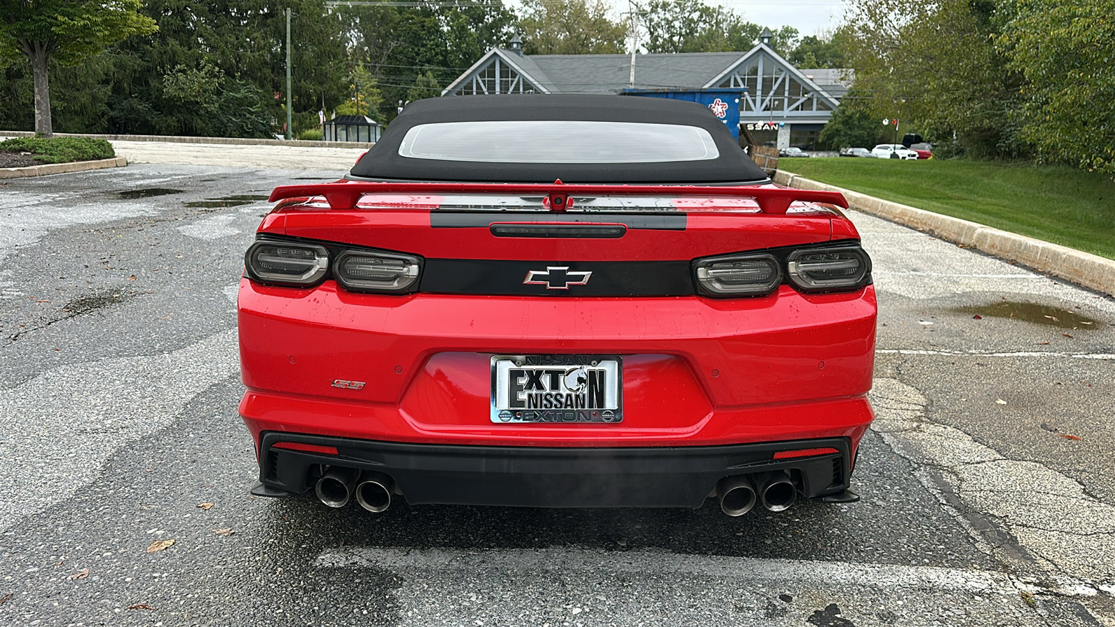 Used 2020 Chevrolet Camaro SS RWD image 7