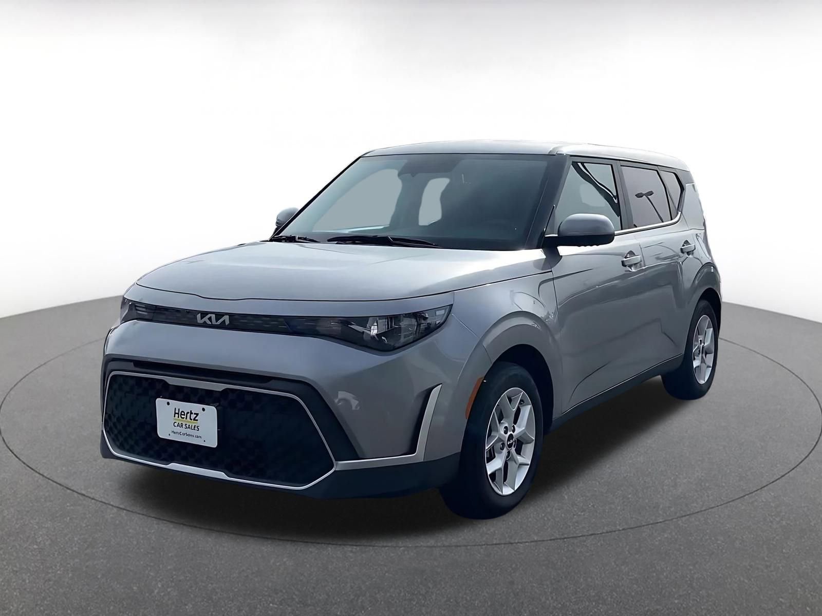 Used 2025 Kia Soul LX w/ LX Technology Package image 7