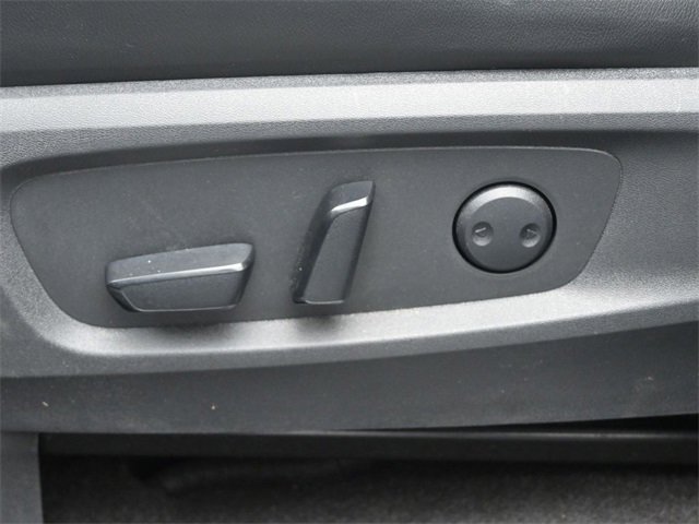 Used 2023 Nissan Pathfinder SL w/ Lighting Package (N92) image 20