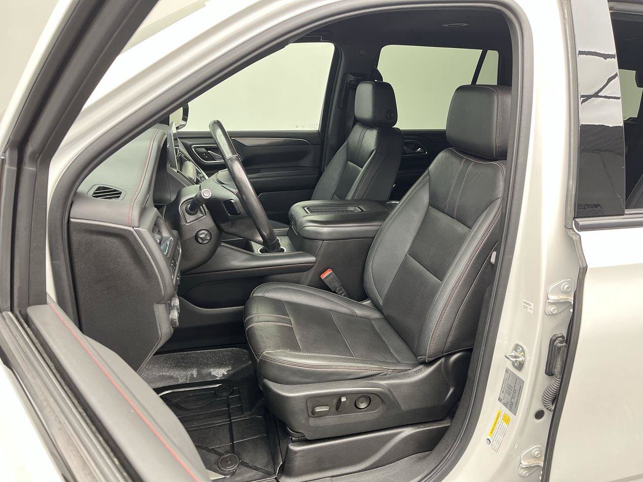 Used 2022 Chevrolet Tahoe RST w/ Luxury Package AWD/4WD image 9