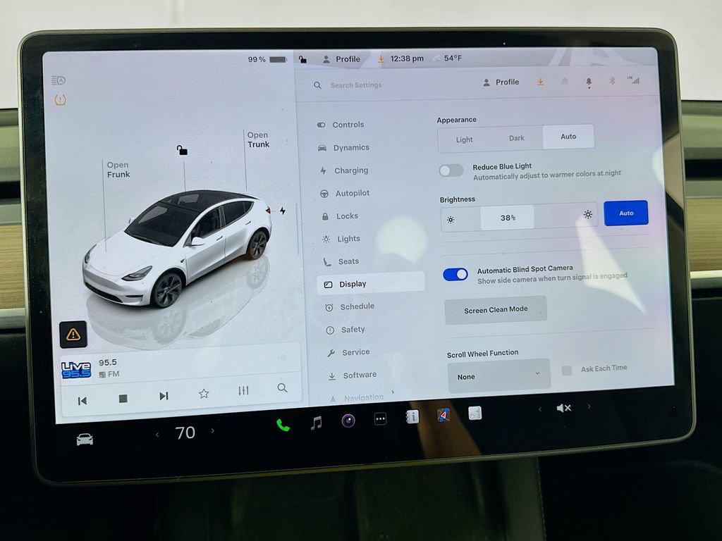 Used 2025 Tesla Model Y Long Range AWD/4WD image 38