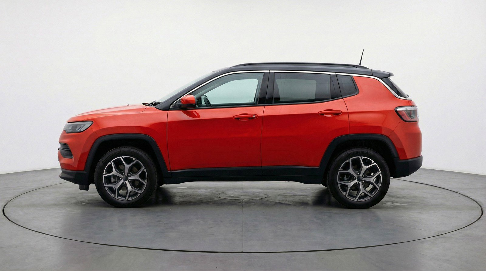 Used 2025 Jeep Compass Limited image 5