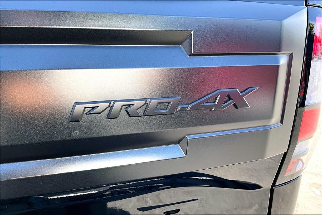New 2025 Nissan Frontier PRO-4X w/ Pro Premium Package AWD/4WD image 9