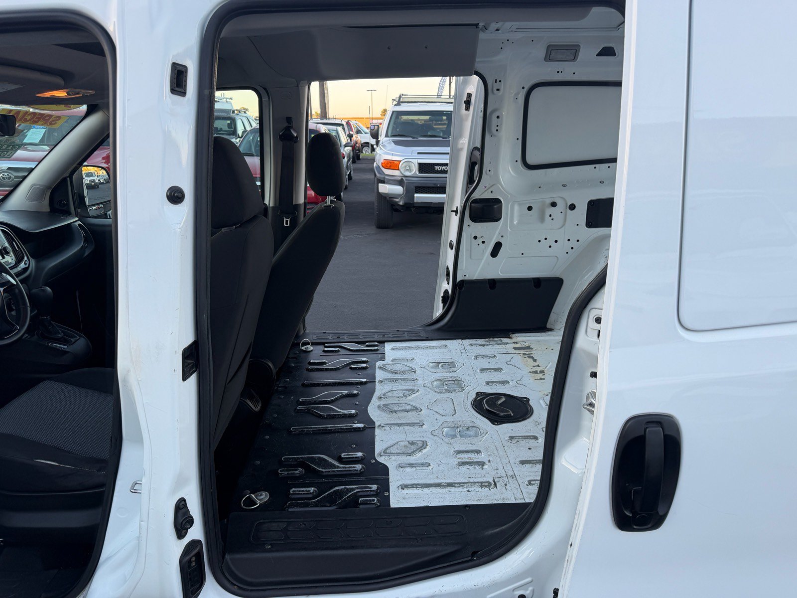 Used 2017 RAM ProMaster City Tradesman w/ Rear Back-up Camera Group FWD image 16