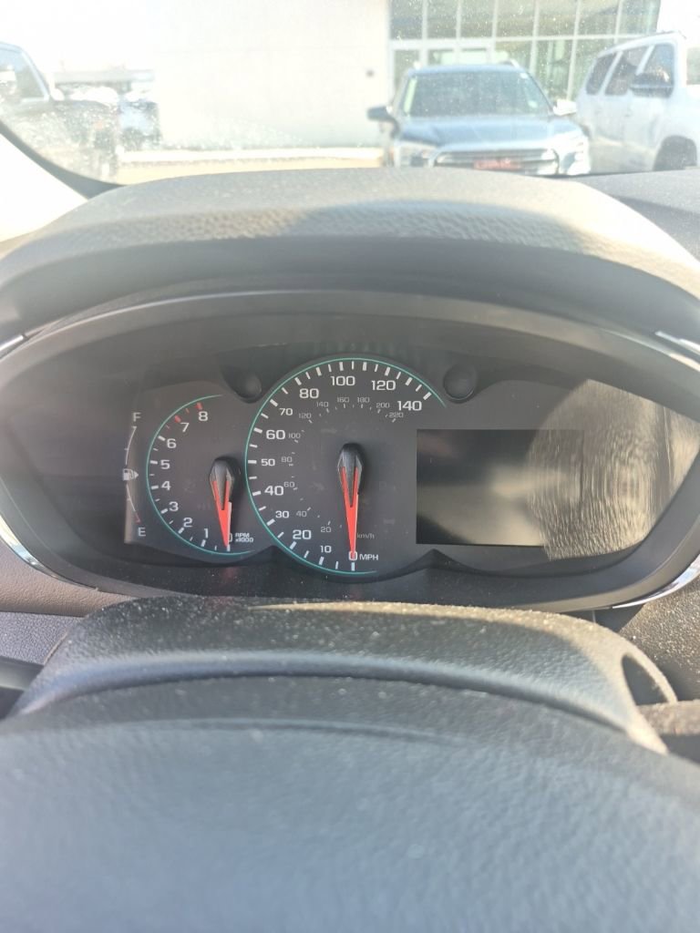 Used 2018 Chevrolet Trax LS image 2