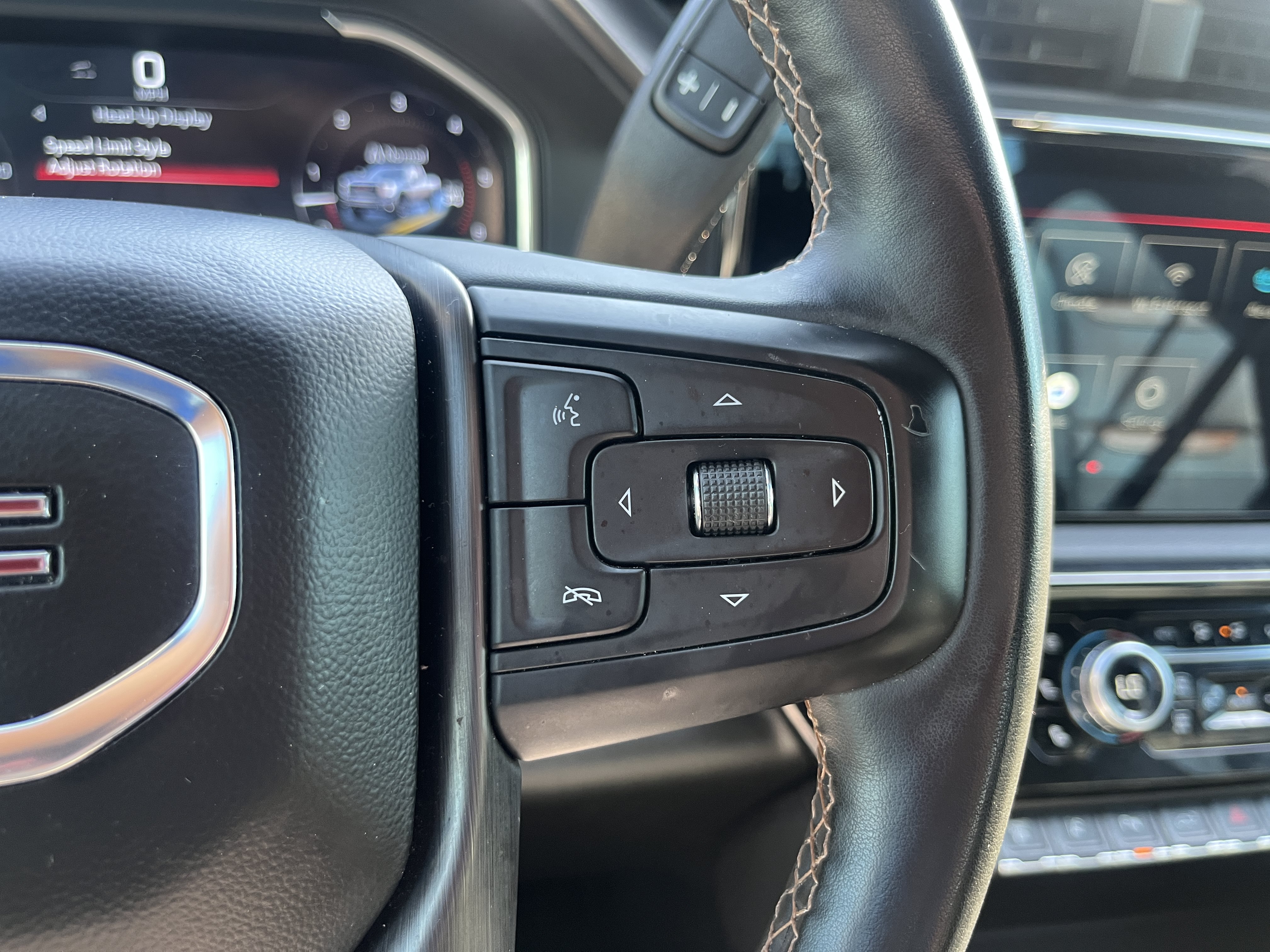 Used 2024 GMC Sierra 2500 AT4 w/ AT4 Premium Plus Package AWD/4WD image 20
