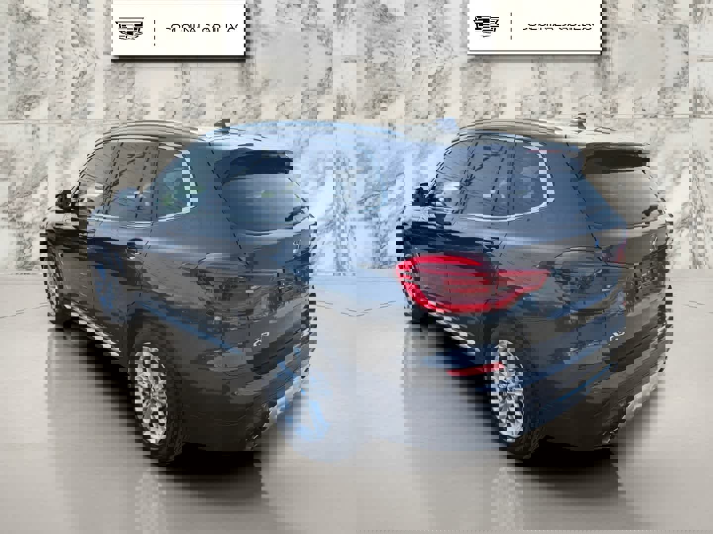 Used 2021 BMW X3 xDrive30i w/ Convenience Package AWD/4WD image 3