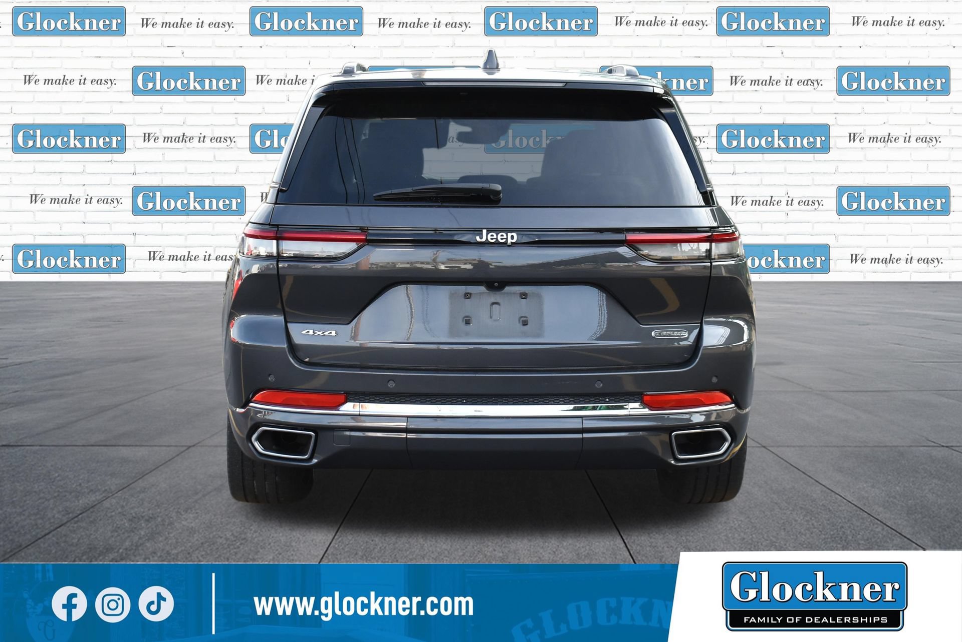 Used 2022 Jeep Grand Cherokee Overland AWD/4WD image 7