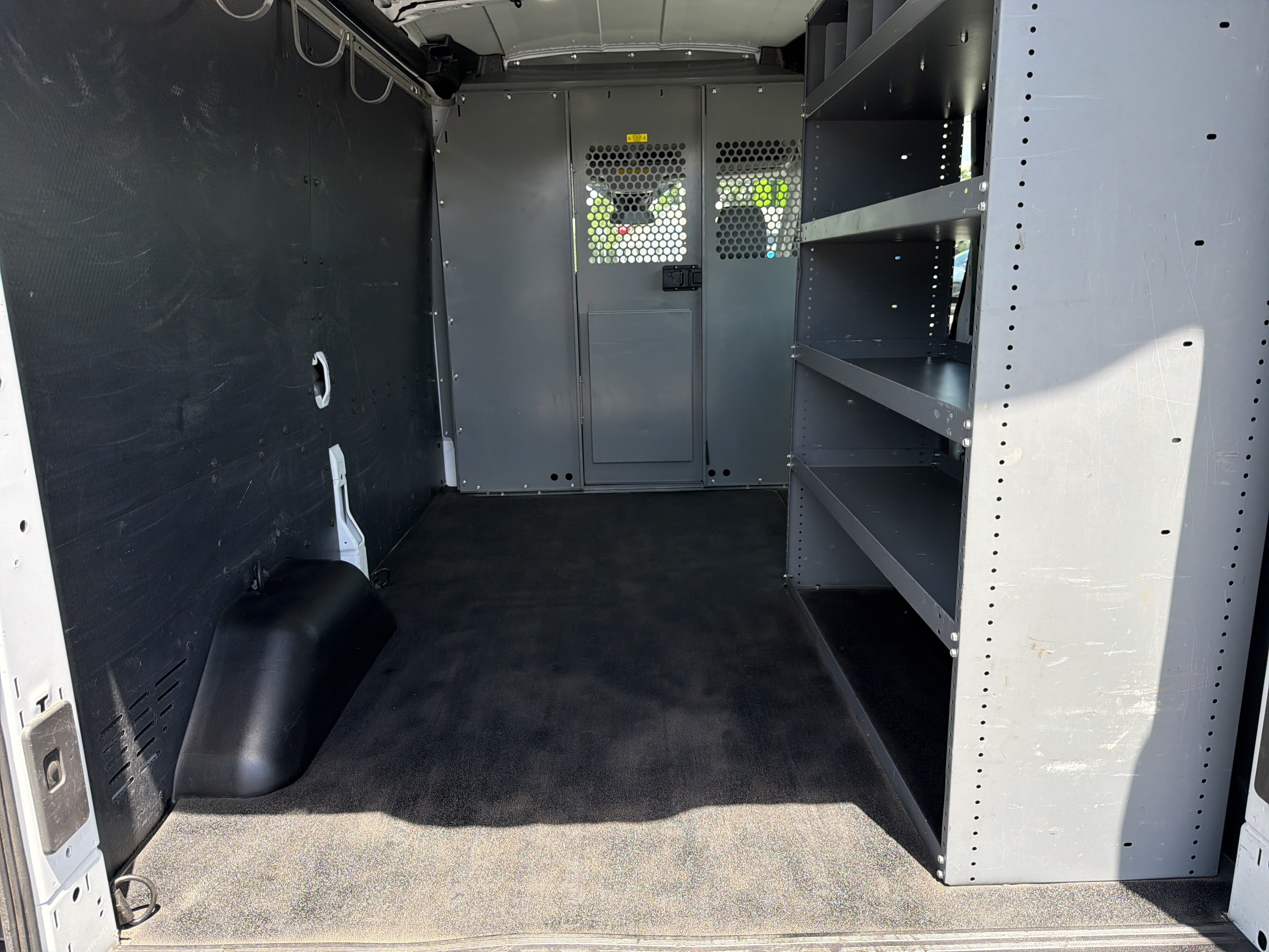 Used 2018 Ford Transit 150 130 Medium Roof RWD video 5